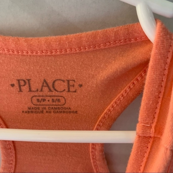 The Children’s Place Girls Pocket Sleeveless tank top. Size 5/6 peach/coral. - Picture 4 of 6